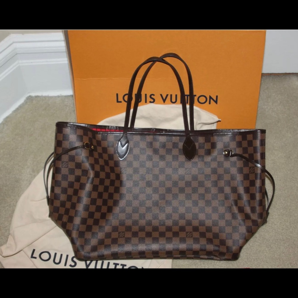 *SOLD* Authentic Louis Vuitton Neverfull GM *SOLD*